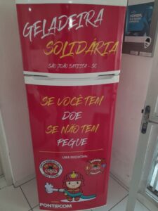 O Corpo de Bombeiros Militar de Santa Catarina em São João Batista inaugura sua terceira Geladeira Solidária