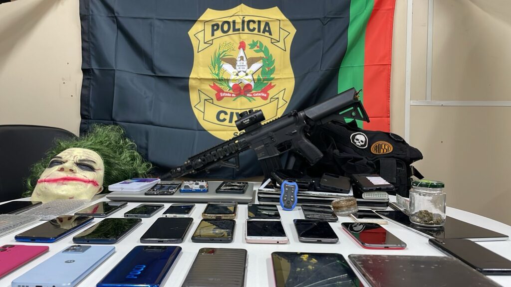 Polícia Civil deflagra 2ª fase da operação “Gideão” e apreende celulares e dispositivos eletrônicos de origem duvidosa em São José