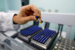 Polícia Científica de SC identifica substâncias inéditas no Brasil e colabora com inclusão rápida na lista de drogas proibidas pela Anvisa