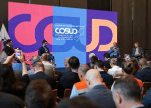 Jorginho Mello destaca avanços catarinenses no uso de tecnologia, integração e inteligência para a Segurança Pública durante encontro do COSUD no RJ