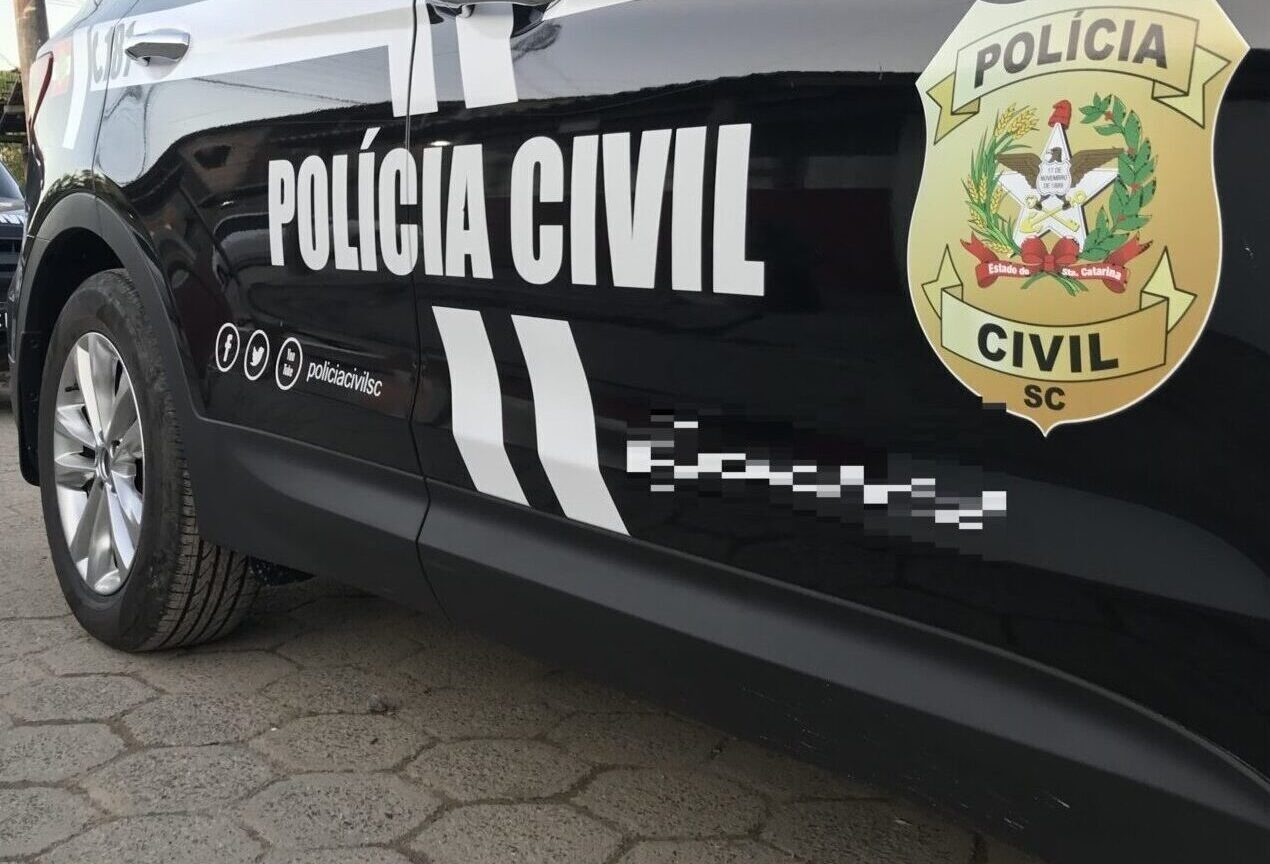 Polícia Civil de Santa Catarina cumpre mandados em investigação de maus-tratos contra o cão Orelha