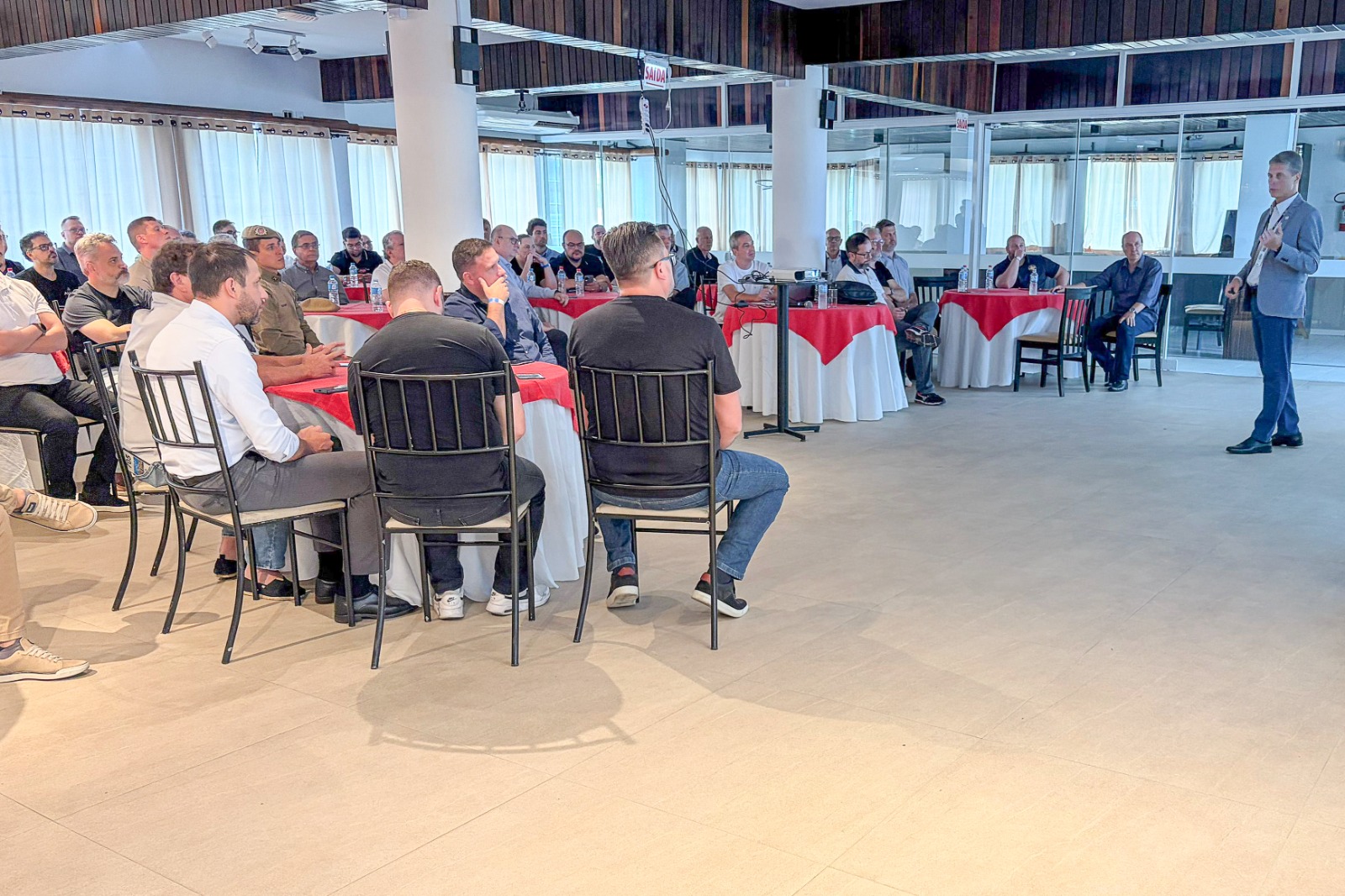 Estado mais seguro do País: Segurança pública catarinense é destaque em encontro no Vale Europeu